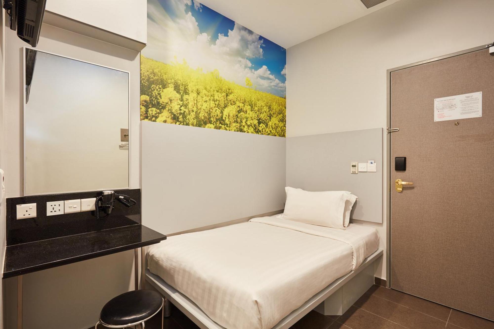 Standard Single Room No Window